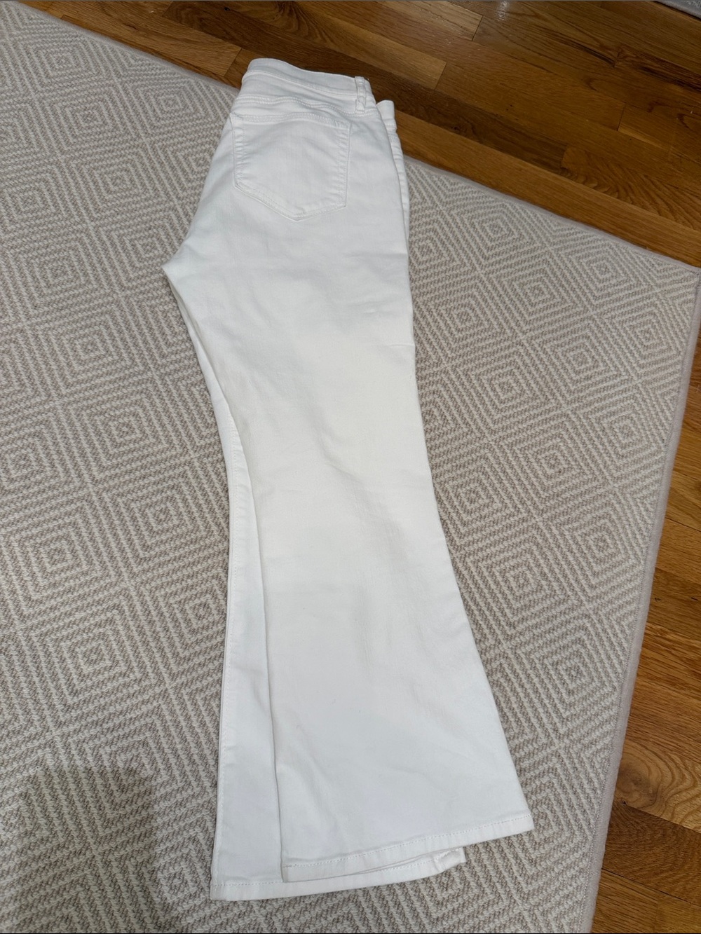 LOFT White Kick Cropped Ankle Jeans